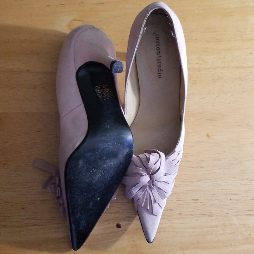 SUTTON Studio - Picture 3 of 3